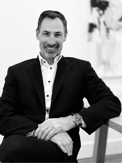 Portrait of Dan Brown.